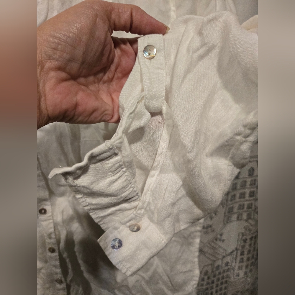 NWOT Women's C&C California White Linen Blouse Roll Sleeve Size Medium - Picture 6 of 8